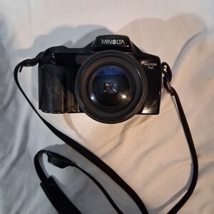Minolta Maxxum 7xi Black Digital Camera
